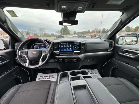 Used 2025 Chevrolet Silverado 1500 LT image 19