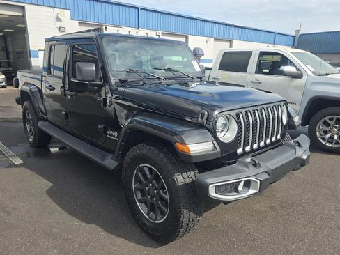 Used 2022 Jeep Gladiator Overland w/ Popular Equipment Package image 2