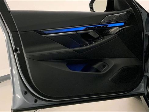 Certified 2024 BMW i5 M60 w/ Premium Package image 24