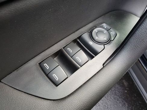 Used 2019 Chevrolet Blazer LT image 21