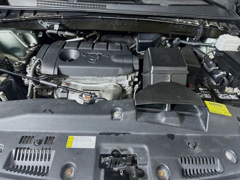 Certified 2019 Toyota Highlander LE image 29