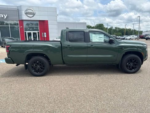 New 2026 Nissan Frontier SV AWD/4WD image 8