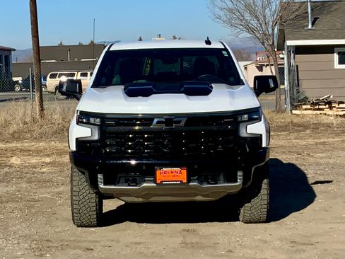 Certified 2025 Chevrolet Silverado 1500 ZR2 w/ Technology Package image 8