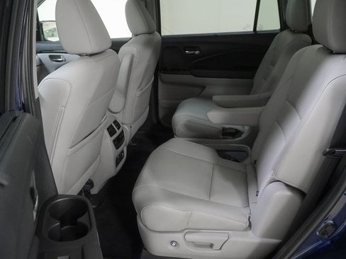 Used 2022 Honda Pilot Elite image 46