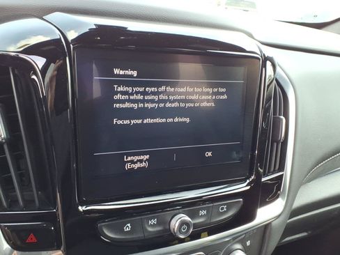 Used 2023 Chevrolet Traverse High Country w/ LPO, Cargo Package FWD image 11