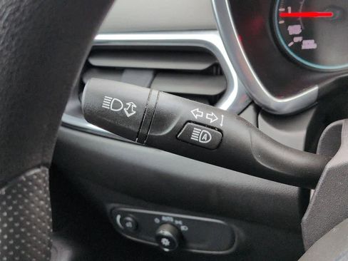 Used 2020 Chevrolet Equinox LT image 26