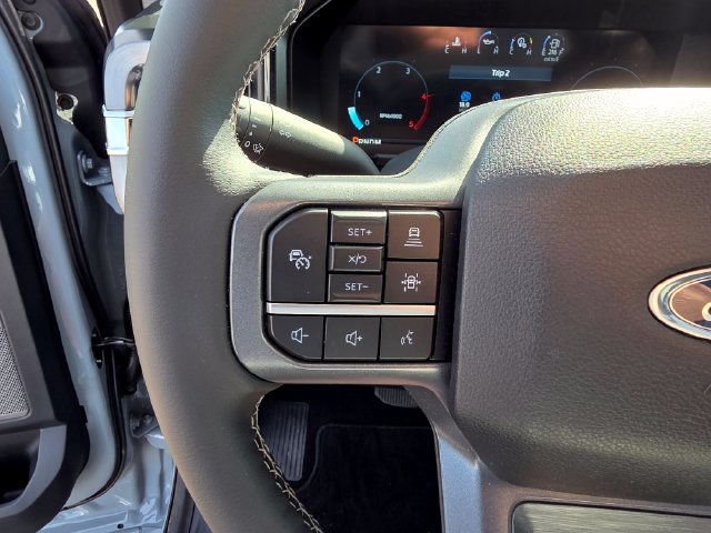 Used 2026 Ford F350 Lariat w/ Black Appearance Package AWD/4WD image 32