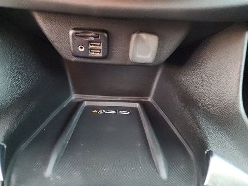 Used 2023 Chevrolet Traverse RS image 40