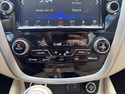 Used 2018 Nissan Murano Platinum FWD image 19