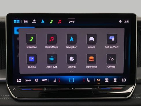 New 2025 Volkswagen Tiguan SE image 22