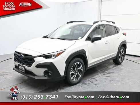 Used 2024 Subaru Crosstrek 2.0i Premium image 2