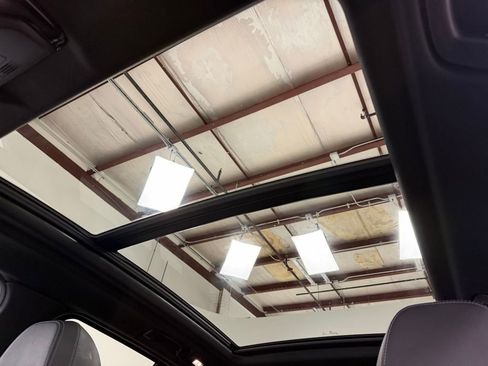 Used 2018 BMW X3 M40i image 27