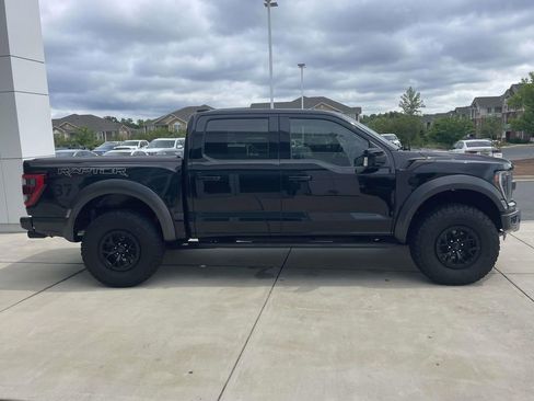 Used 2023 Ford F150 Raptor w/ Raptor 37 Performance Package AWD/4WD image 5