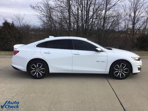 Used 2024 Chevrolet Malibu RS image 2