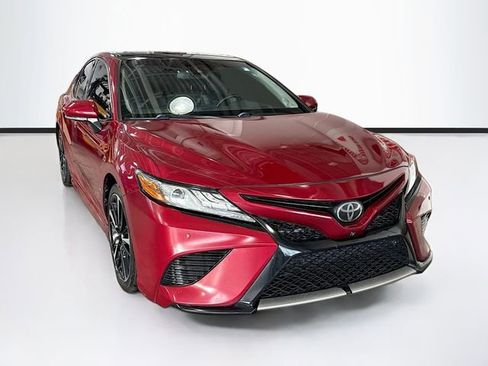 Used 2018 Toyota Camry XSE w/ Audio Package FWD image 3