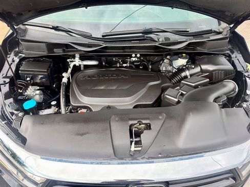 Used 2022 Honda Odyssey Touring image 11