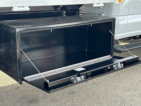 New 2025 Ford F550 2WD Regular Cab Super Duty image 20