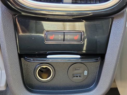 Used 2022 Lincoln Nautilus Reserve AWD/4WD image 14