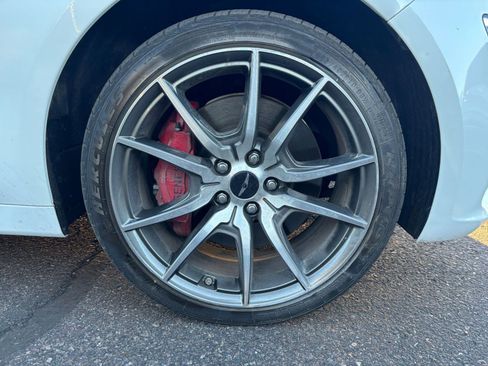 Used 2025 Genesis G70 2.5T image 32