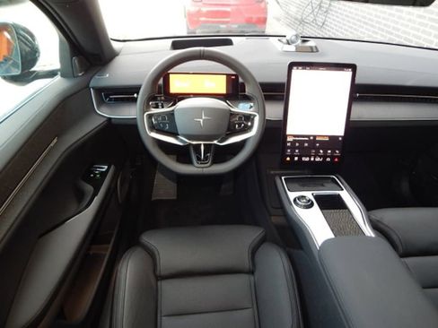 New 2025 Polestar Polestar 3 image 3