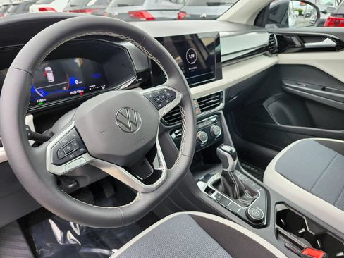 Used 2025 Volkswagen Taos S AWD/4WD image 8