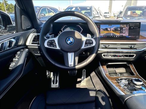 Used 2024 BMW X5 xDrive50e w/ Executive Package AWD/4WD image 11