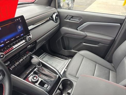 Used 2026 Chevrolet Colorado Z71 w/ Z71 Convenience Package 2 AWD/4WD image 25