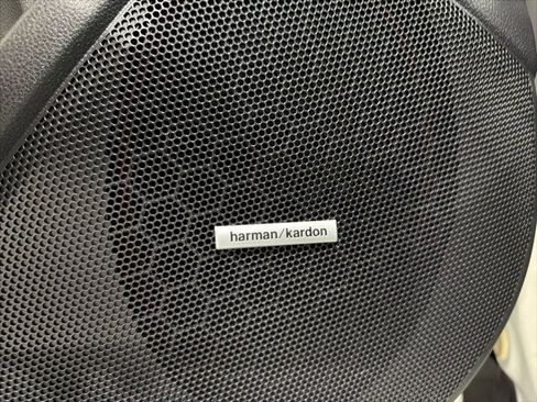 Certified 2023 Subaru Forester Touring w/ Popular Package #3 image 10