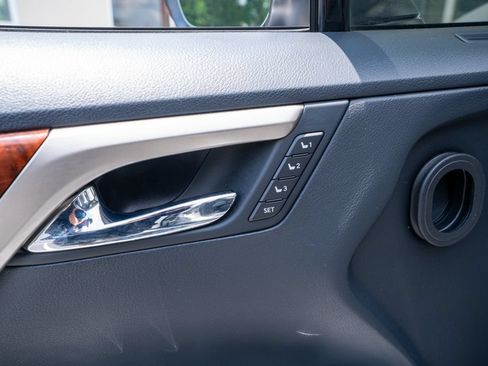 Used 2019 Lexus RX 350L FWD w/ Premium Package image 27