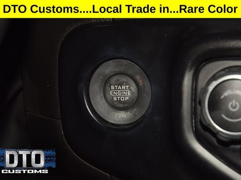 Used 2022 Jeep Wrangler Unlimited Sahara w/ Cold Weather Group AWD/4WD image 37