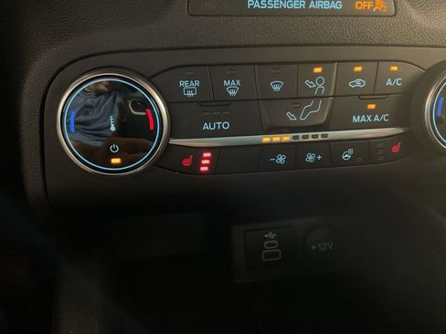 Used 2024 Ford Escape ST-Line AWD/4WD image 4