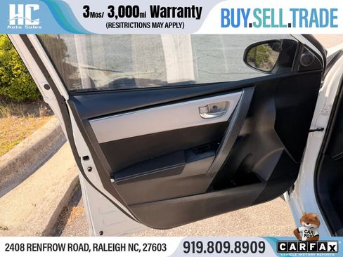 Used 2018 Toyota Corolla LE FWD image 14