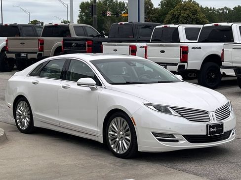 Used 2016 Lincoln MKZ AWD w/ Equipment Group 300A Reserve image 7