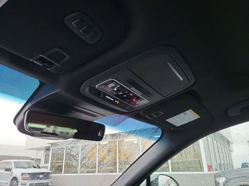 Certified 2024 Lincoln Nautilus Reserve w/ Equipment Group 202A image 30