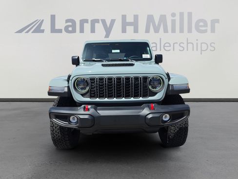New 2026 Jeep Wrangler Unlimited Rubicon AWD/4WD image 8