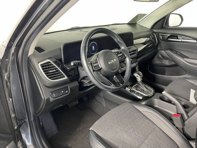 Certified 2024 Kia Seltos S AWD/4WD image 3