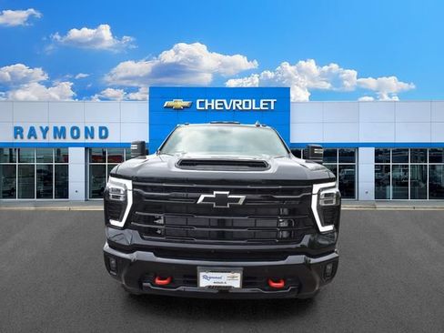 New 2026 Chevrolet Silverado 2500 LT w/ Trail Boss Package AWD/4WD image 9
