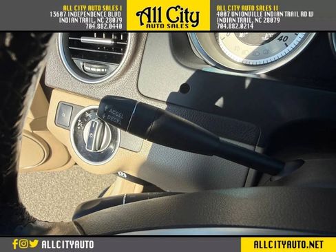 Used 2012 Mercedes-Benz C 250 Sedan image 21