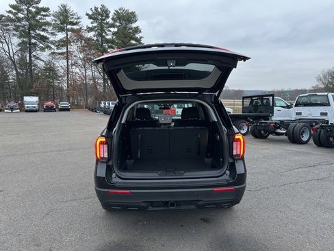 Used 2025 Ford Explorer Active image 9