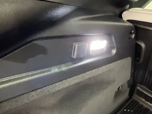 New 2025 Cadillac Lyriq Luxury image 31