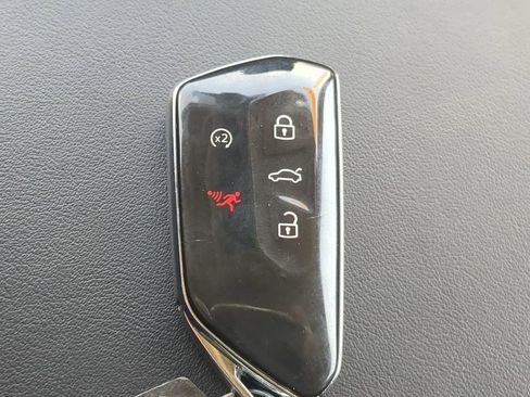 Used 2024 Volkswagen Atlas SE image 26