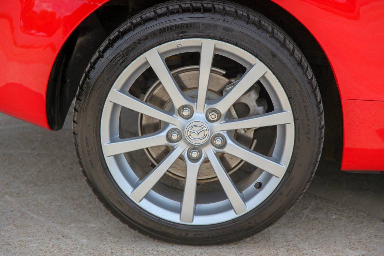 Used 2007 MAZDA MX-5 Miata Grand Touring w/ Premium Pkg RWD image 22