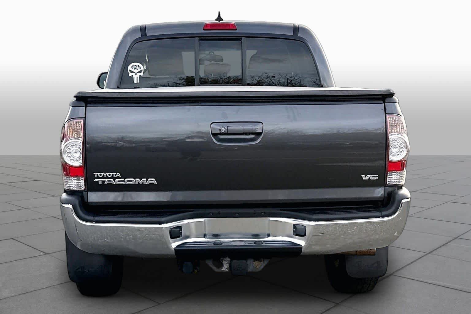 Used 2015 Toyota Tacoma 4x4 Double Cab w/ TRD Off-Road Package image 5