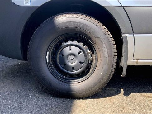 New 2025 Mercedes-Benz Sprinter 2500 image 9