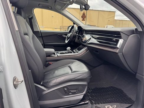 Used 2020 Audi Q7 2.0T Premium w/ Convenience Package image 25