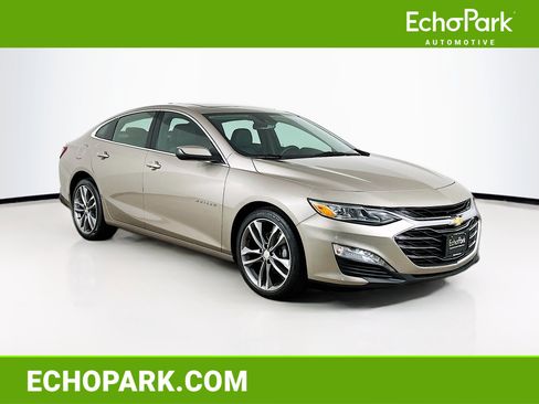 Used 2024 Chevrolet Malibu LT FWD image 1
