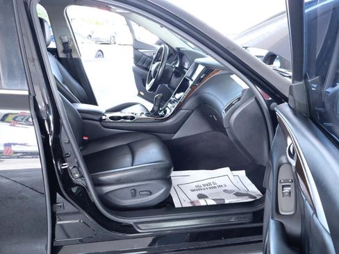 Used 2018 INFINITI Q50 Luxe RWD image 36