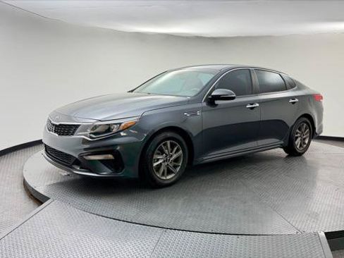 Used 2020 Kia Optima LX FWD image 2