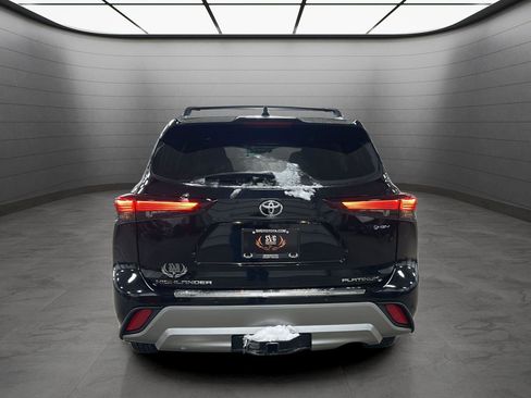 New 2026 Toyota Highlander Platinum image 26