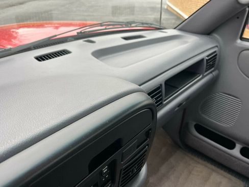 Used 1997 Dodge Ram 1500 Truck 4x4 Regular Cab image 13